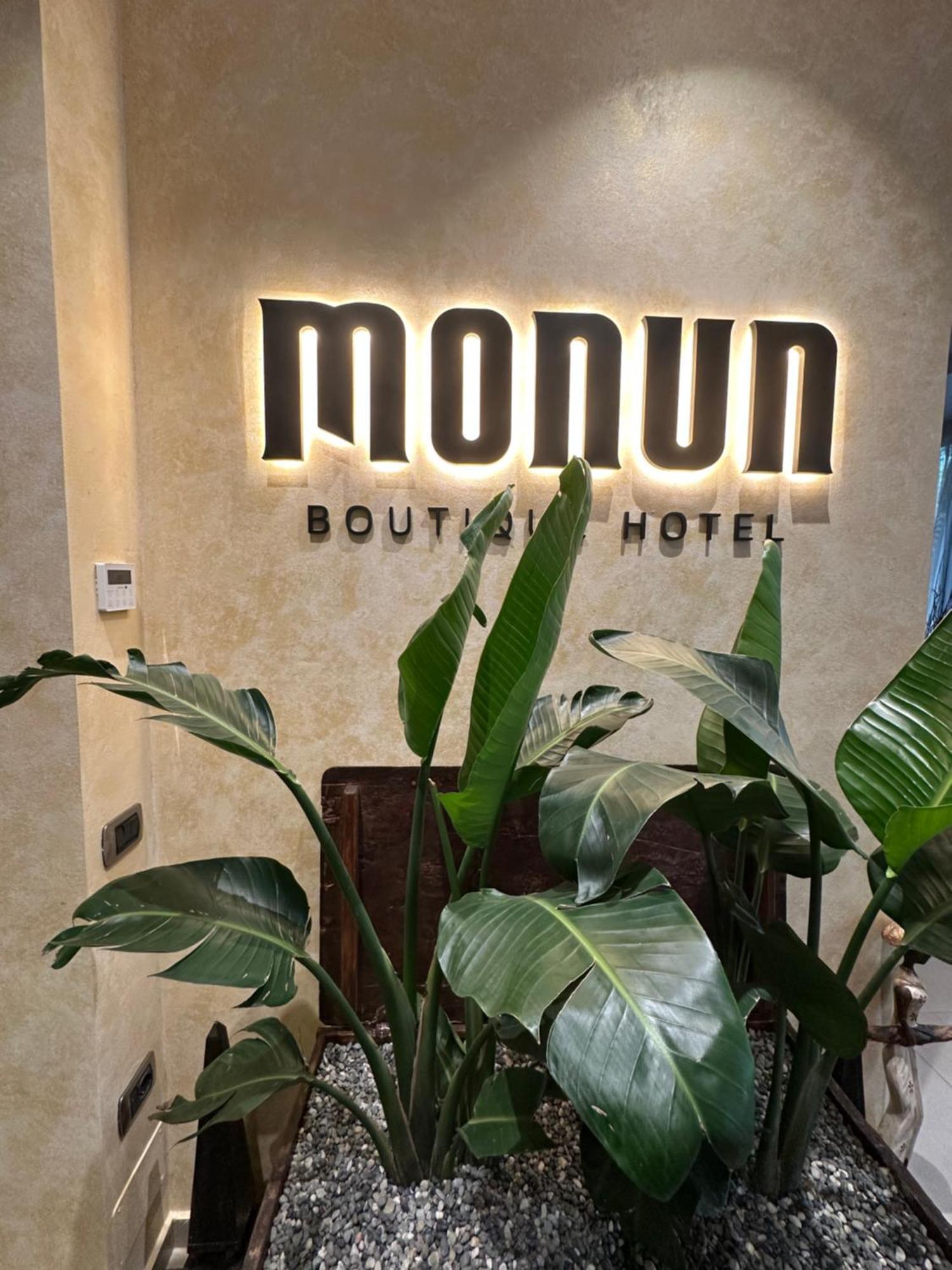Residenza Monun Boutique Hotel Tirana Exteriör bild